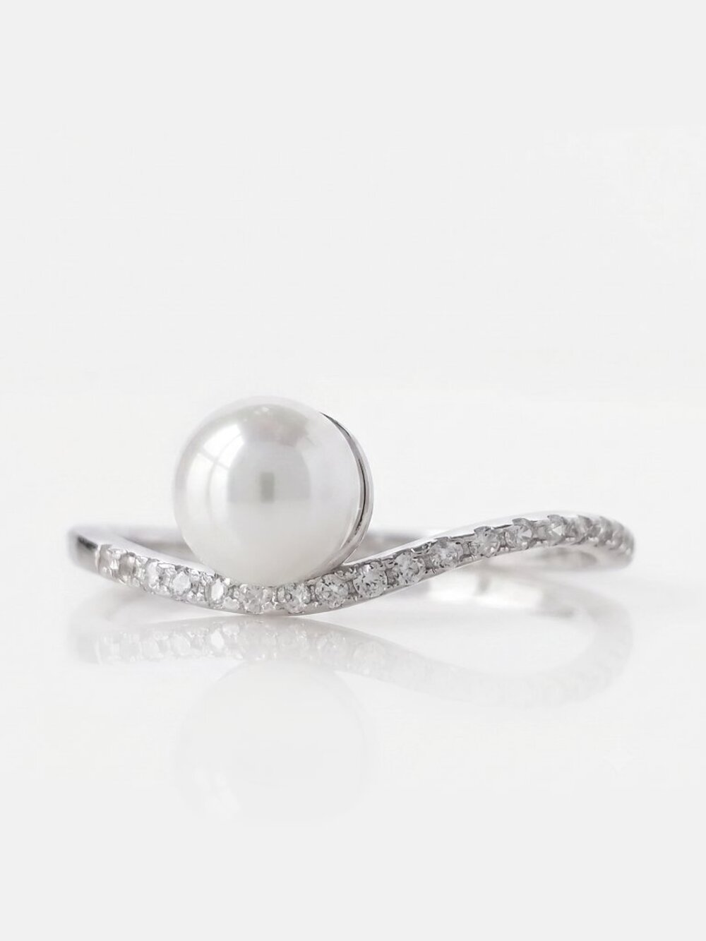 Dainty Pearl Ring, 925 Sterling Silver Charmed Aroma